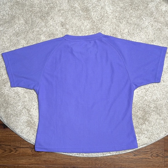 New Balance T-Shirt - Picture 3 of 6